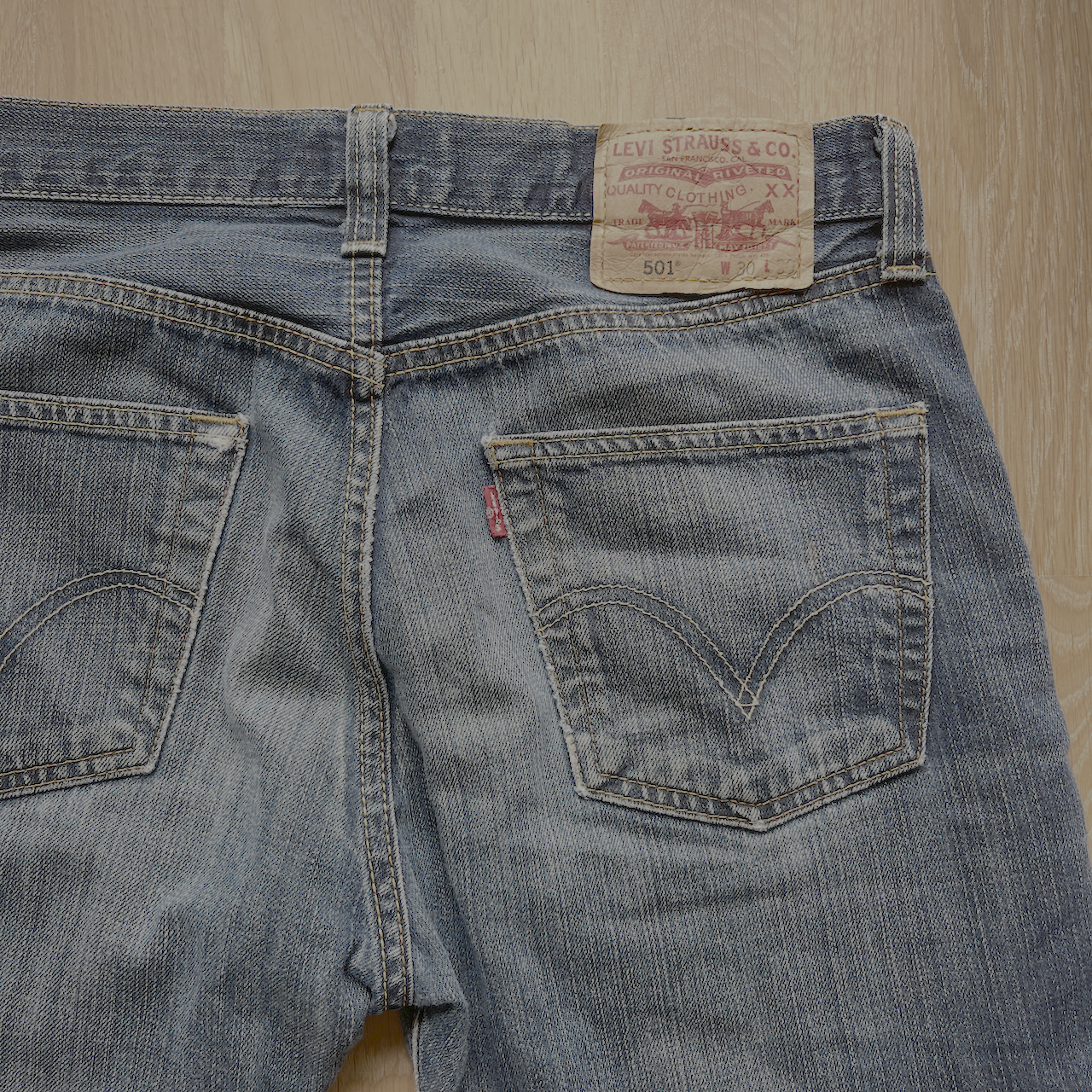 Levis Jeans 501 Straight Leg Button Fly 30/30 Lowwaist - S
